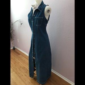 GAP Jean dress. 🌻🌺🌼